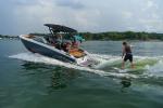 Cobalt R4 Surf Walkers Point Marina