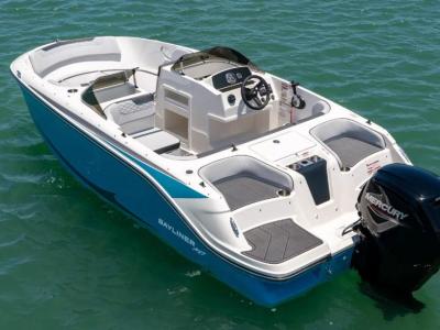 2025 Bayliner M Series M17