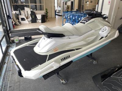 Yamaha-W659-2