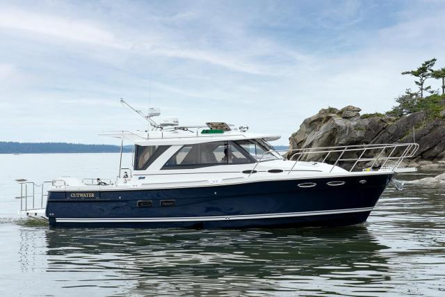 2025 Cutwater  C-30 S