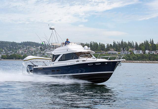 Cutwater 32-CB
