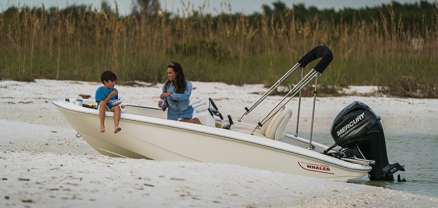 2025 Boston Whaler Super Sport 130 Super Sport