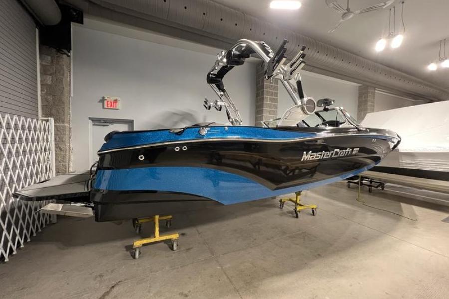 Mastercraft-XT22-2