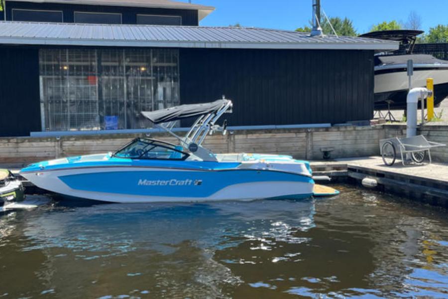 Mastercraft-XT22-24-3744-2