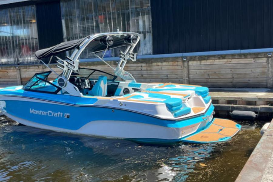 Mastercraft-XT22-24-3744