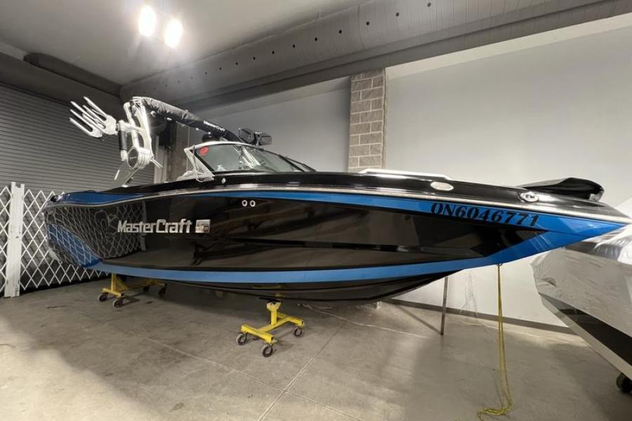 Mastercraft-XT22-3