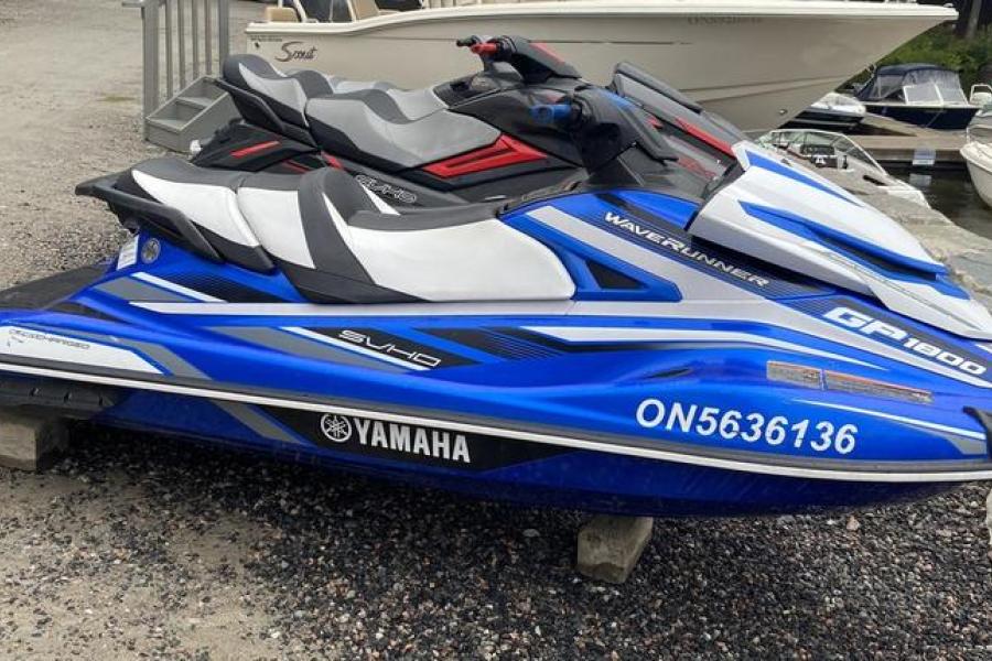 Used-Waverunner-Yamaha-gp-1800