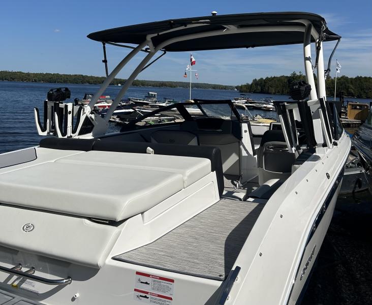 Cobalt CS23 SURF