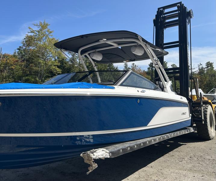 Cobalt CS23 SURF