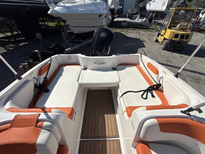 Bayliner E18
