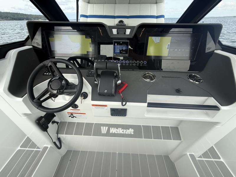 2027 Wellcraft 28 Explorer